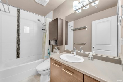 Photo 13 at 404 - 2343 Atkins Avenue, Central Pt Coquitlam, Port Coquitlam