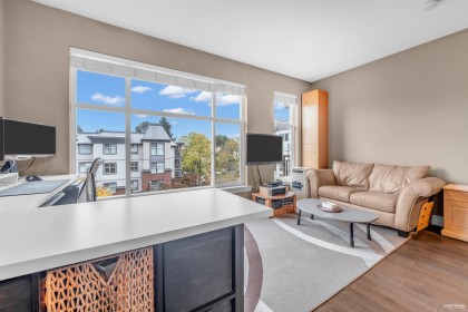 Photo 5 at 404 - 2343 Atkins Avenue, Central Pt Coquitlam, Port Coquitlam