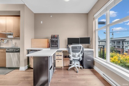 Photo 8 at 404 - 2343 Atkins Avenue, Central Pt Coquitlam, Port Coquitlam