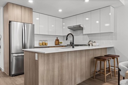 Photo 3 at 101 - 2277 Hawthorne Avenue, Central Pt Coquitlam, Port Coquitlam