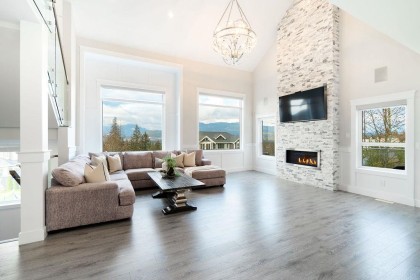 Photo 8 at 25540 Godwin Drive, Thornhill MR, Maple Ridge