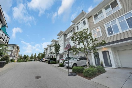 Photo 2 at 22 - 24108 104 Avenue, Albion, Maple Ridge