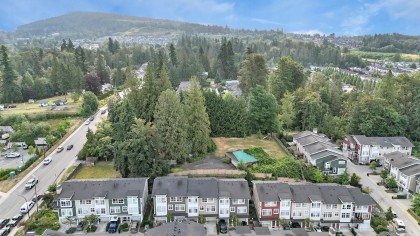 Photo 5 at 22 - 24108 104 Avenue, Albion, Maple Ridge