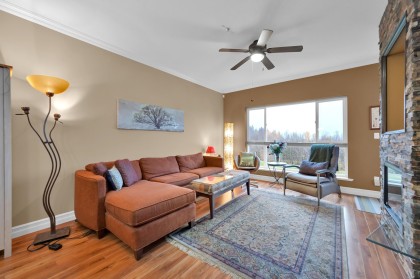 Photo 4 at 205 - 33755 7 Avenue, Mission BC, Mission