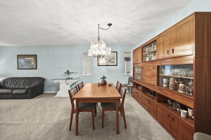 Photo 6 at 19607 Somerset Drive, Mid Meadows, Pitt Meadows