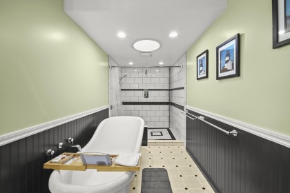 Photo 20 at 19607 Somerset Drive, Mid Meadows, Pitt Meadows