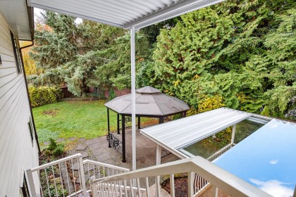 Photo 16 at 11918 Bruce Place, Southwest Maple Ridge, Maple Ridge