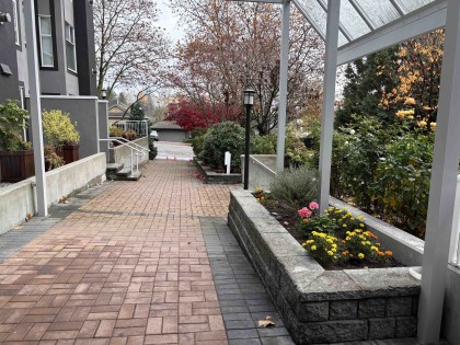 Photo 4 at 208 - 11609 227 Street, East Central, Maple Ridge