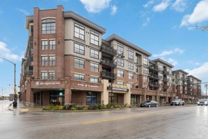 Photo 22 at 415 - 22633 Selkirk Avenue, East Central, Maple Ridge