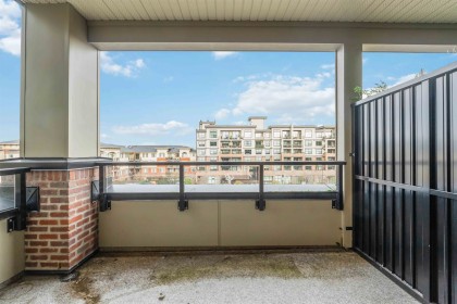 Photo 21 at 415 - 22633 Selkirk Avenue, East Central, Maple Ridge