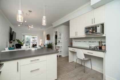 Photo 7 at 201 - 3488 Sefton Street, Glenwood PQ, Port Coquitlam