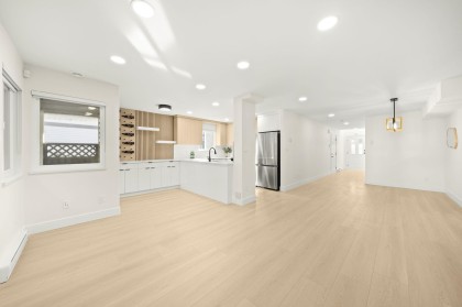 Photo 5 at 13 - 11950 232 Street, Cottonwood MR, Maple Ridge