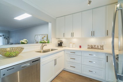 Photo 6 at 106 - 2344 Atkins Avenue, Central Pt Coquitlam, Port Coquitlam