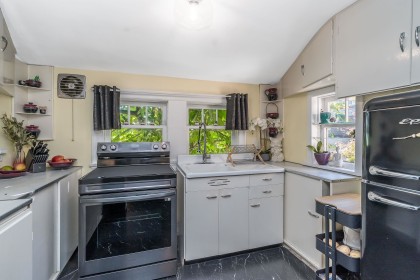 Photo 16 at 33026 2 Avenue, Mission BC, Mission