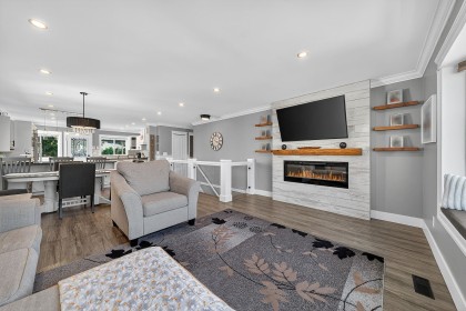 Photo 2 at 20140 Bruce Avenue, Southwest Maple Ridge, Maple Ridge