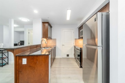 Photo 12 at 209 - 1969 Westminster Avenue, Glenwood PQ, Port Coquitlam