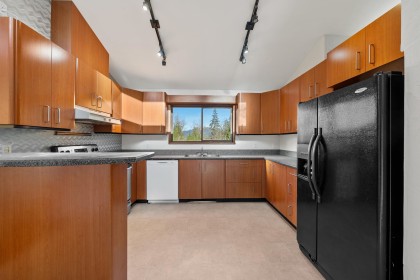 Photo 13 at 25443 Bosonworth Avenue, Thornhill MR, Maple Ridge