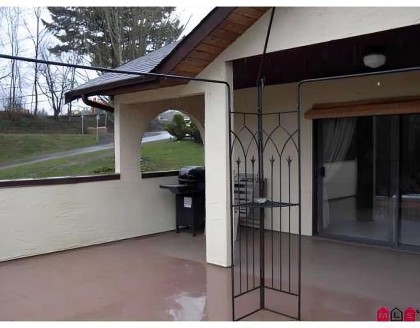 Photo 2 at 32460 Cherry Avenue, Mission BC, Mission