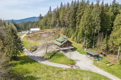 Photo 1 at 12585 Ainsworth Street, Mission BC, Mission