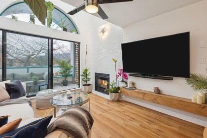 Photo 3 at 300 - 1966 Coquitlam Avenue, Glenwood PQ, Port Coquitlam