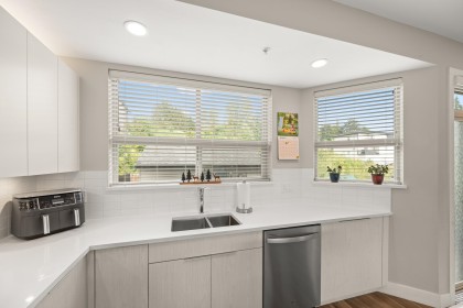 Photo 11 at 13668 232 Street, Silver Valley, Maple Ridge