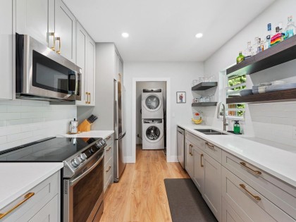 Photo 2 at 11584 212 Street, Southwest Maple Ridge, Maple Ridge