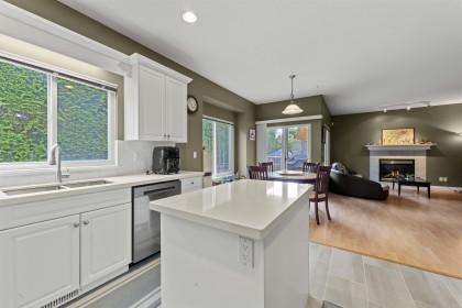 Photo 17 at 3234 Osborne Street, Woodland Acres PQ, Port Coquitlam