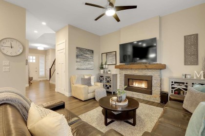 Photo 12 at 22808 Nelson Court, Silver Valley, Maple Ridge