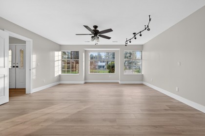 Photo 8 at 21105 River Road, Southwest Maple Ridge, Maple Ridge