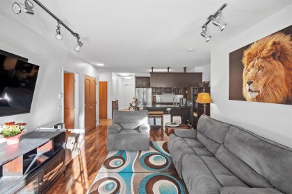 Photo 11 at 301 - 11887 Burnett Street, East Central, Maple Ridge