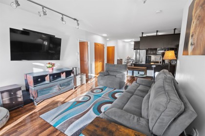 Photo 8 at 301 - 11887 Burnett Street, East Central, Maple Ridge