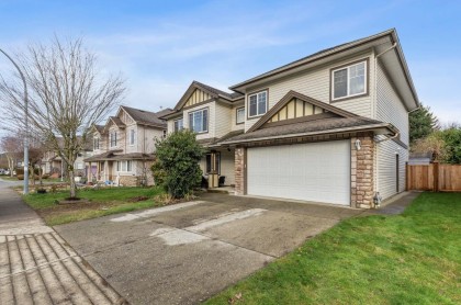 Photo 3 at 8530 Fennell Street, Mission BC, Mission