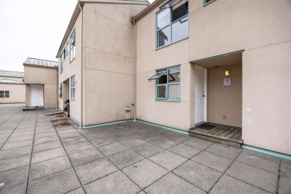 Photo 1 at 10 - 3200 Westwood Street, Central Pt Coquitlam, Port Coquitlam