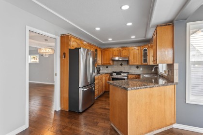 Photo 11 at 1252 Gateway Place, Citadel PQ, Port Coquitlam