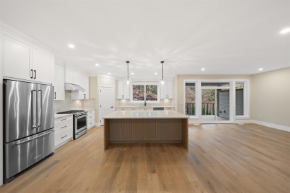 Photo 6 at 13586 Foreman Drive, Silver Valley, Maple Ridge