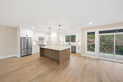 Photo 5 at 13586 Foreman Drive, Silver Valley, Maple Ridge