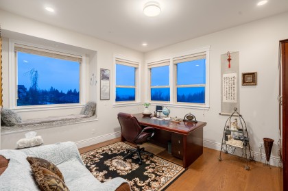 Photo 23 at 11000 Carmichael Street, Thornhill MR, Maple Ridge