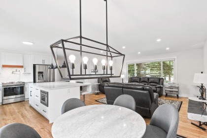 Photo 13 at 21099 Berry Avenue, Southwest Maple Ridge, Maple Ridge