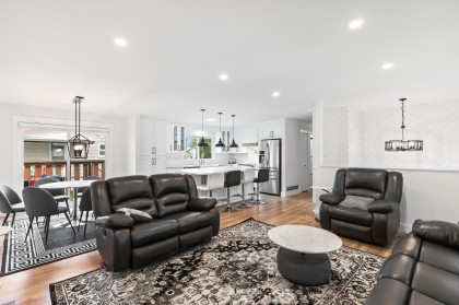 Photo 5 at 21099 Berry Avenue, Southwest Maple Ridge, Maple Ridge