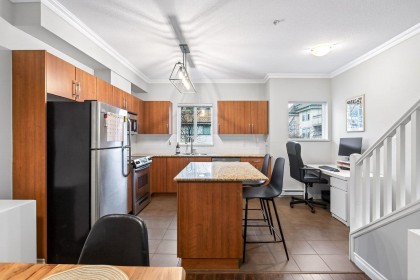 Photo 12 at 611 - 1661 Fraser Avenue, Glenwood PQ, Port Coquitlam