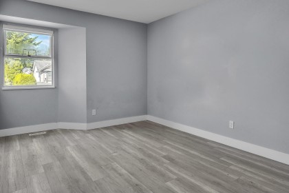 Photo 28 at 12326 Aurora Street, East Central, Maple Ridge