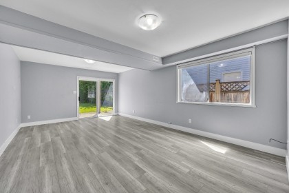 Photo 9 at 12326 Aurora Street, East Central, Maple Ridge