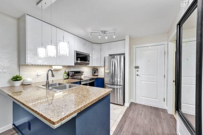 Photo 4 at PH6 - 2373 Atkins Avenue, Central Pt Coquitlam, Port Coquitlam