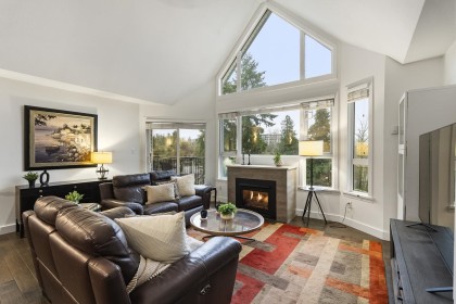 Photo 2 at 412 - 11595 Fraser Street, East Central, Maple Ridge