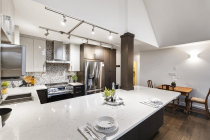 Photo 11 at 412 - 11595 Fraser Street, East Central, Maple Ridge