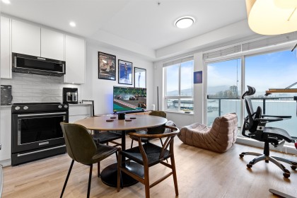 Photo 13 at 2404 - 2180 Kelly Avenue, Central Pt Coquitlam, Port Coquitlam