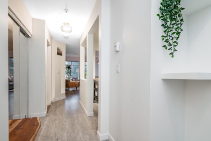 Photo 5 at 401 - 2678 Dixon Street, Central Pt Coquitlam, Port Coquitlam