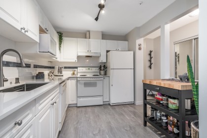 Photo 9 at 401 - 2678 Dixon Street, Central Pt Coquitlam, Port Coquitlam