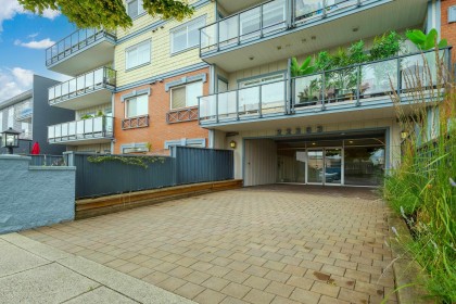 Photo 13 at 401 - 22363 Selkirk Avenue, West Central, Maple Ridge