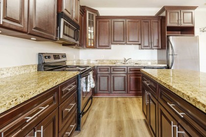 Photo 11 at 401 - 22363 Selkirk Avenue, West Central, Maple Ridge